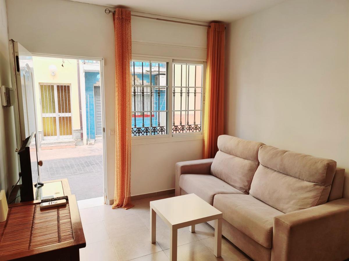 Estudios Tisifone La Cala Del Moral Luaran gambar